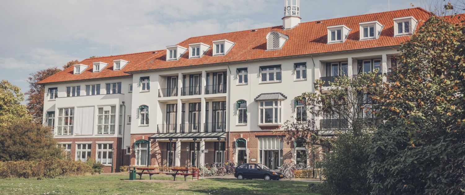 hoofdgebouw-altrecht-scaled-1